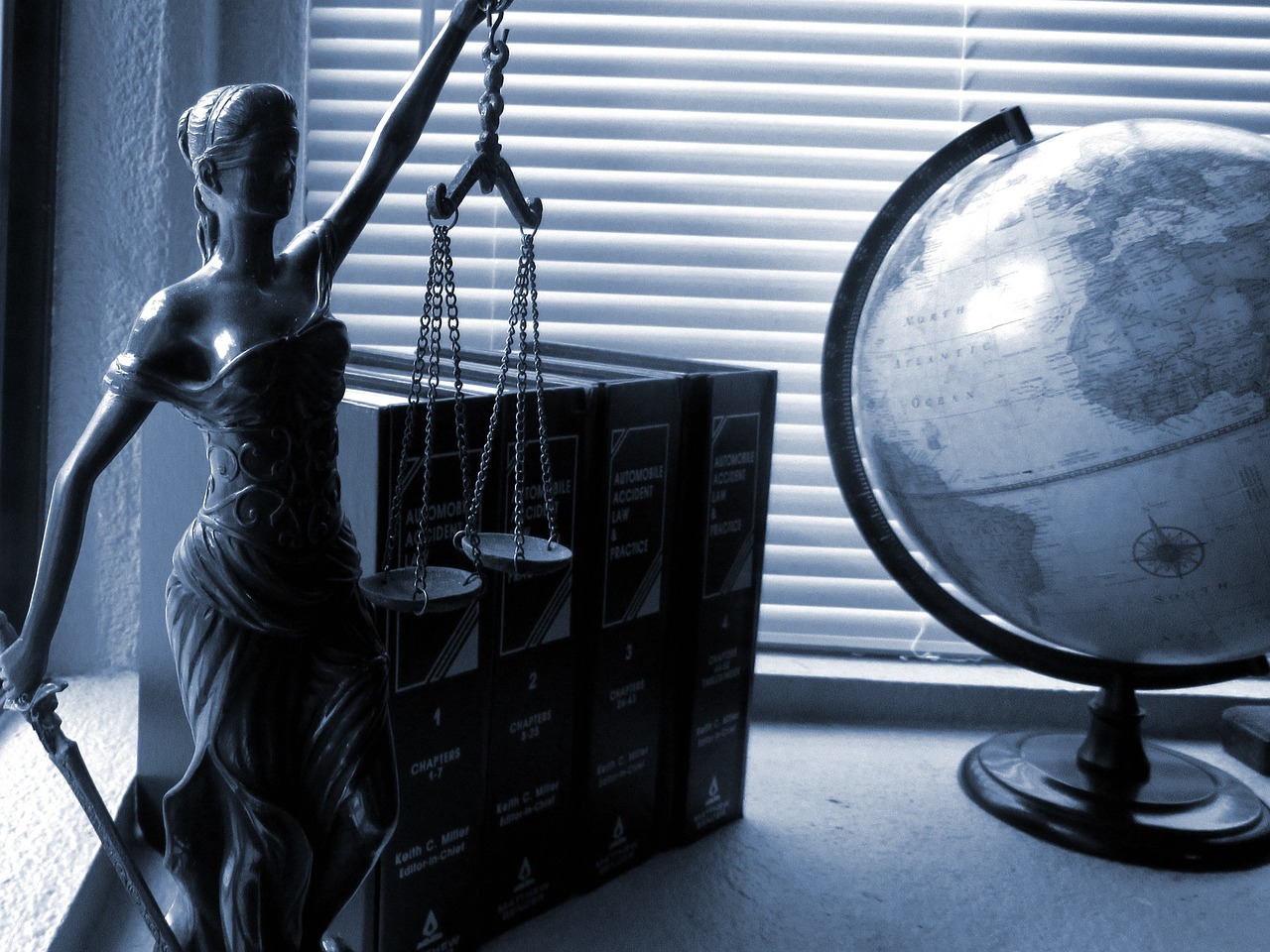 Lady Justice 2388500 1280 1