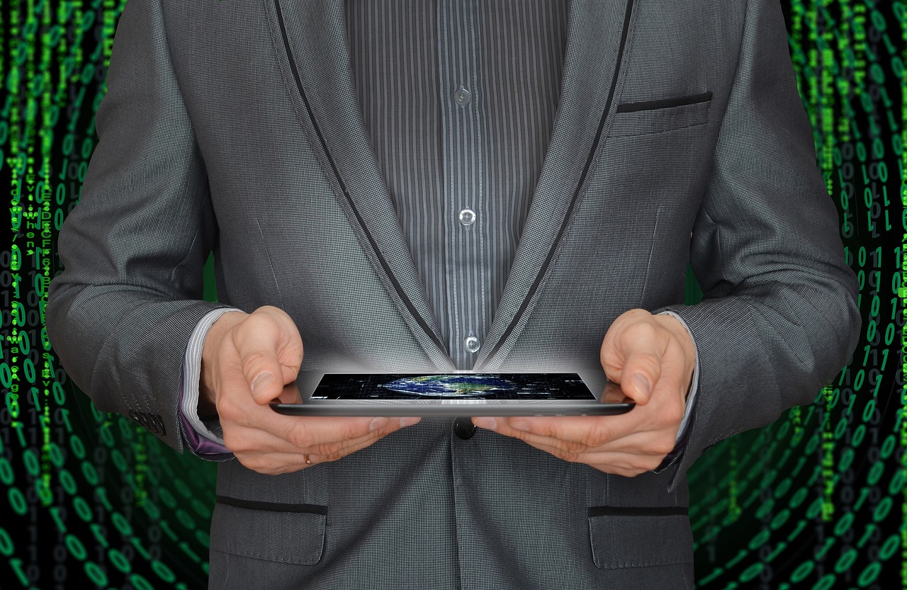 9 ESG Expert Provides ESG 101 Presentation To Department Leaders Of A Technology Company